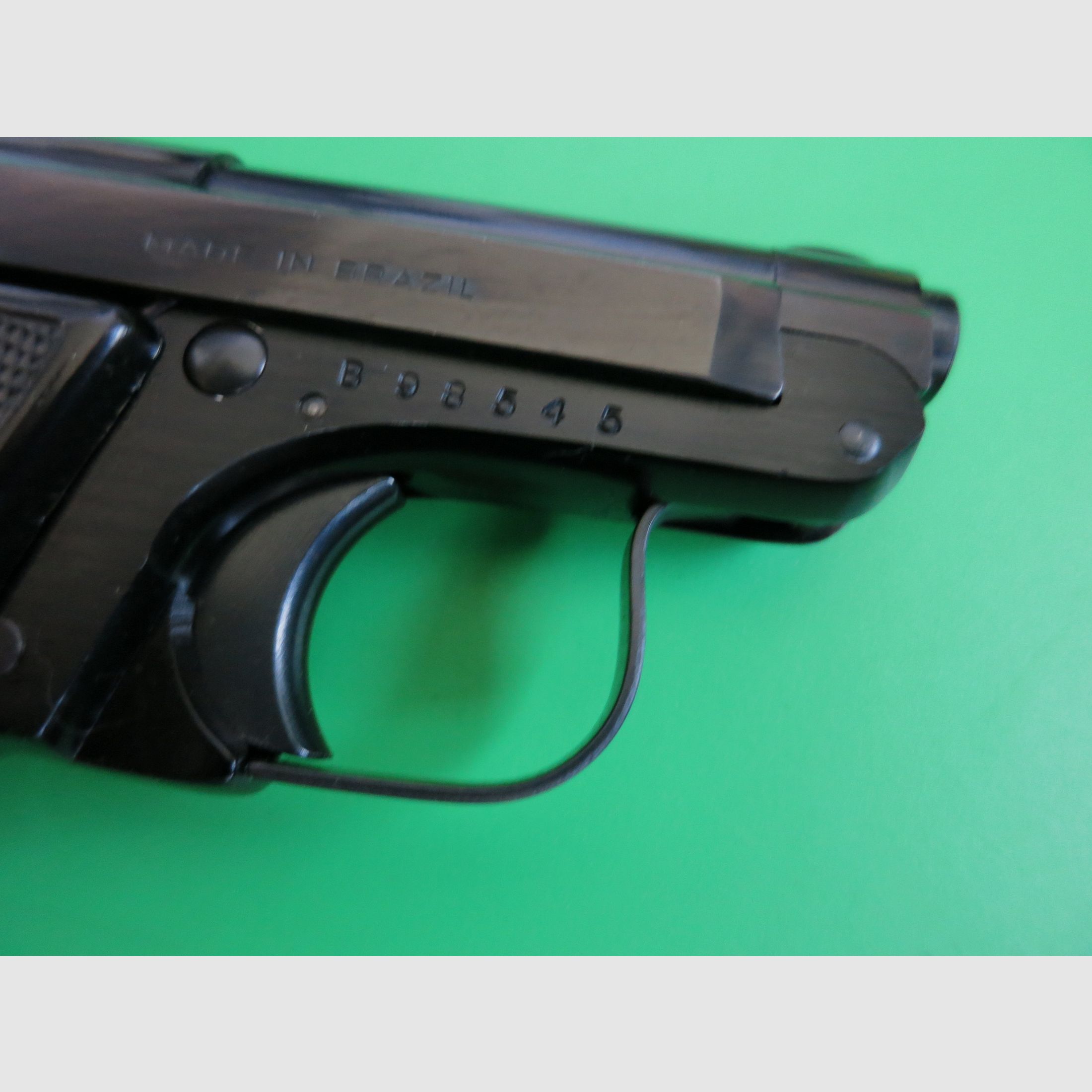 Pietro Beretta 950B pistolet à percussion semi-automatique à bascule 6,35 Browning « MADE IN BRAZIL », comme neuf       #55