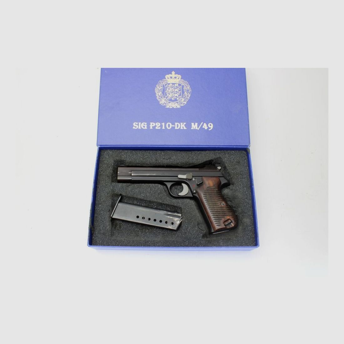Pistole SigSauer P210 m/49 Kal. 9mm Luger inkl Box #:15276 Pfandversteigerung 17.7.25
