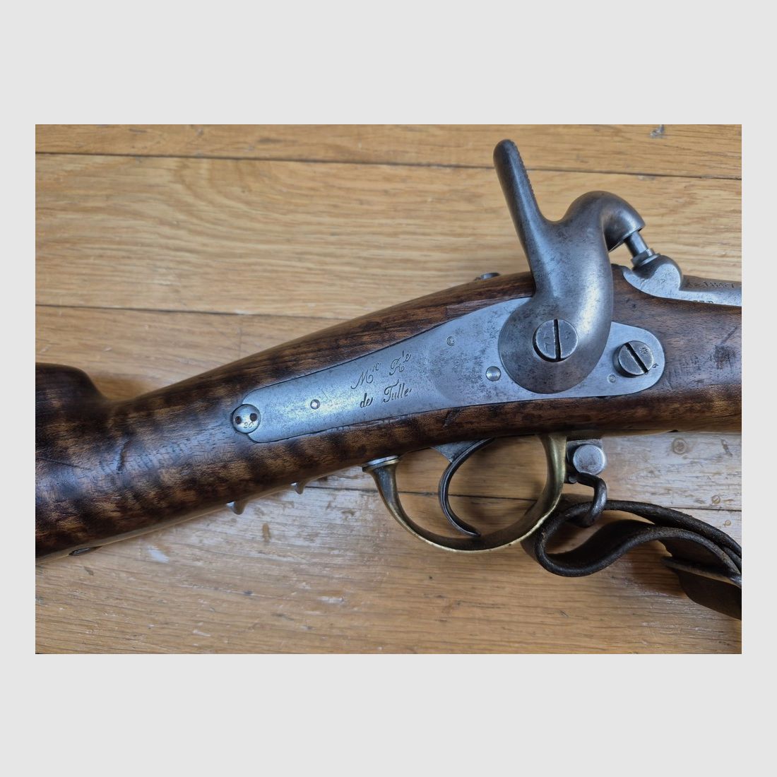 Seltenes Infanteriegewehr Marine Modell 1842 T (nicht T bis) – Königliche Manufaktur Tulle 1847 – Modifiziert mit Zügen und repariert in Tulle 1861 – Gut lesbares Emblem und homogener Zustand – Wunderschönes Holz mit schönen Stempeln – Guter Lauf und mechanischer Zustand – TBE+, Bild 6 von 43