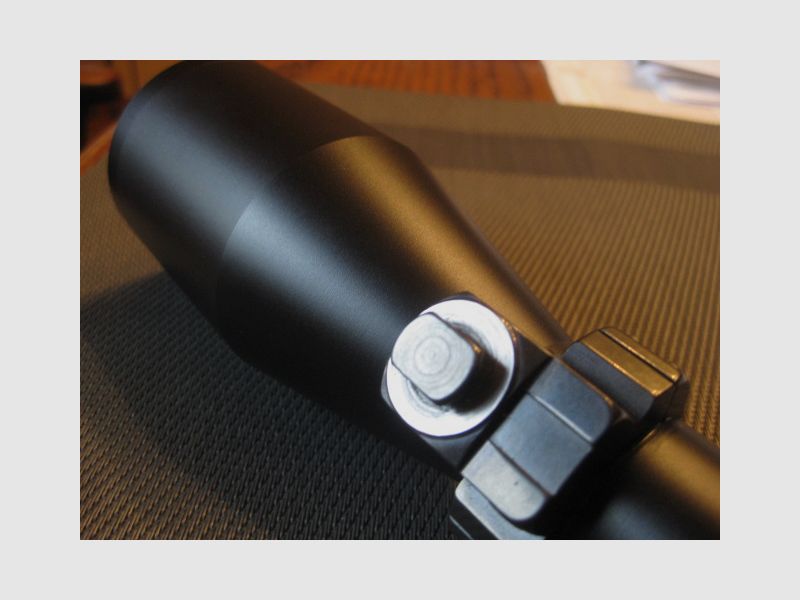 NEUWERTIG = TOP - Klassiker !! Schmidt & Bender 3-12x50 ohne Schiene mit Absehen-4 sowie EAW - Schwenkmontage !! Ansehen lohnt sich !! KEIN ZEISS-Swarovski-LEICA-Sauer-Mauser-Blaser