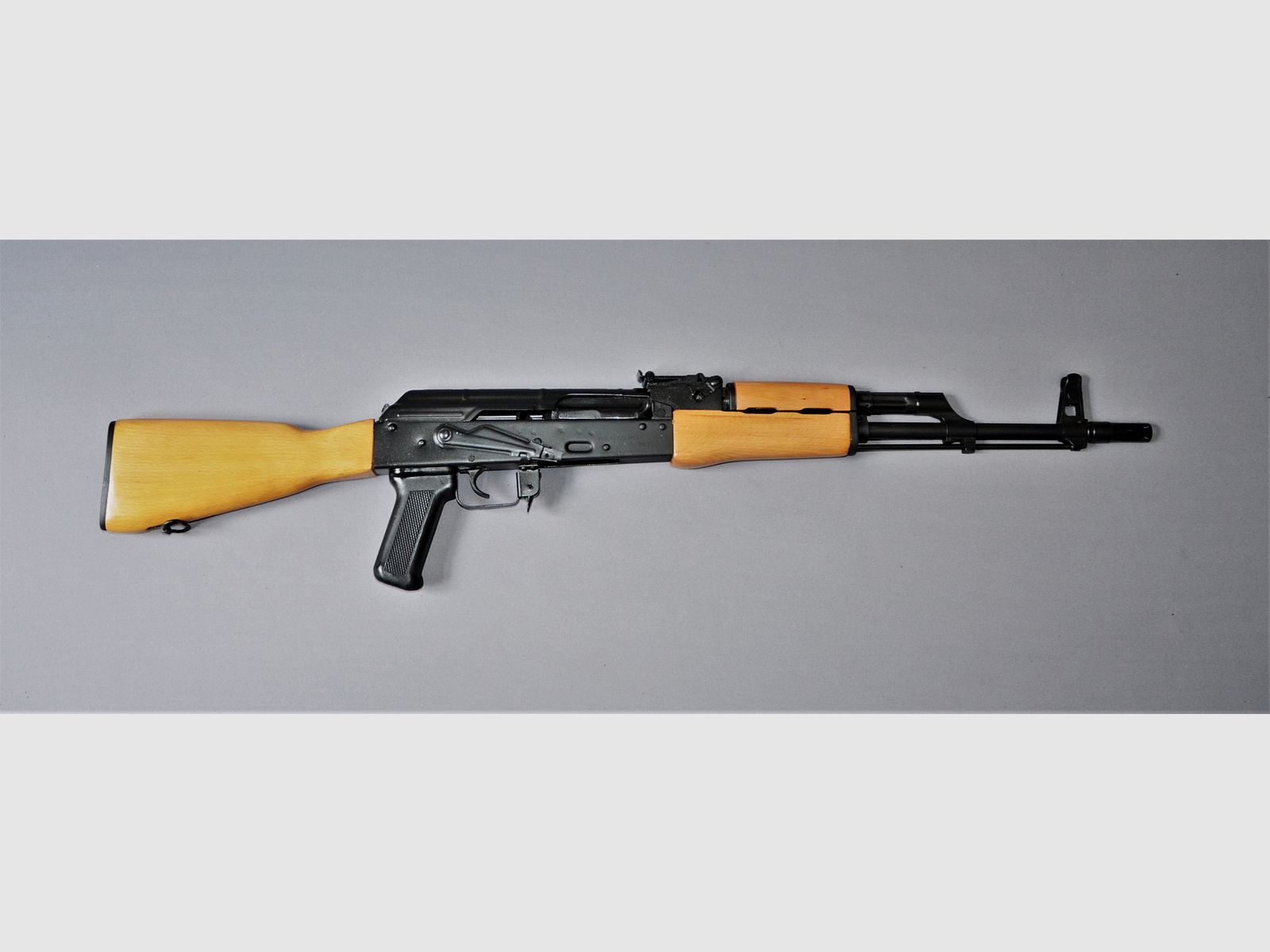 Cugir WS1-63 – 7.62×39 - rifle semiautomática