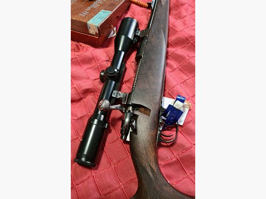 Kat.C Repetidora 8x68S Heym