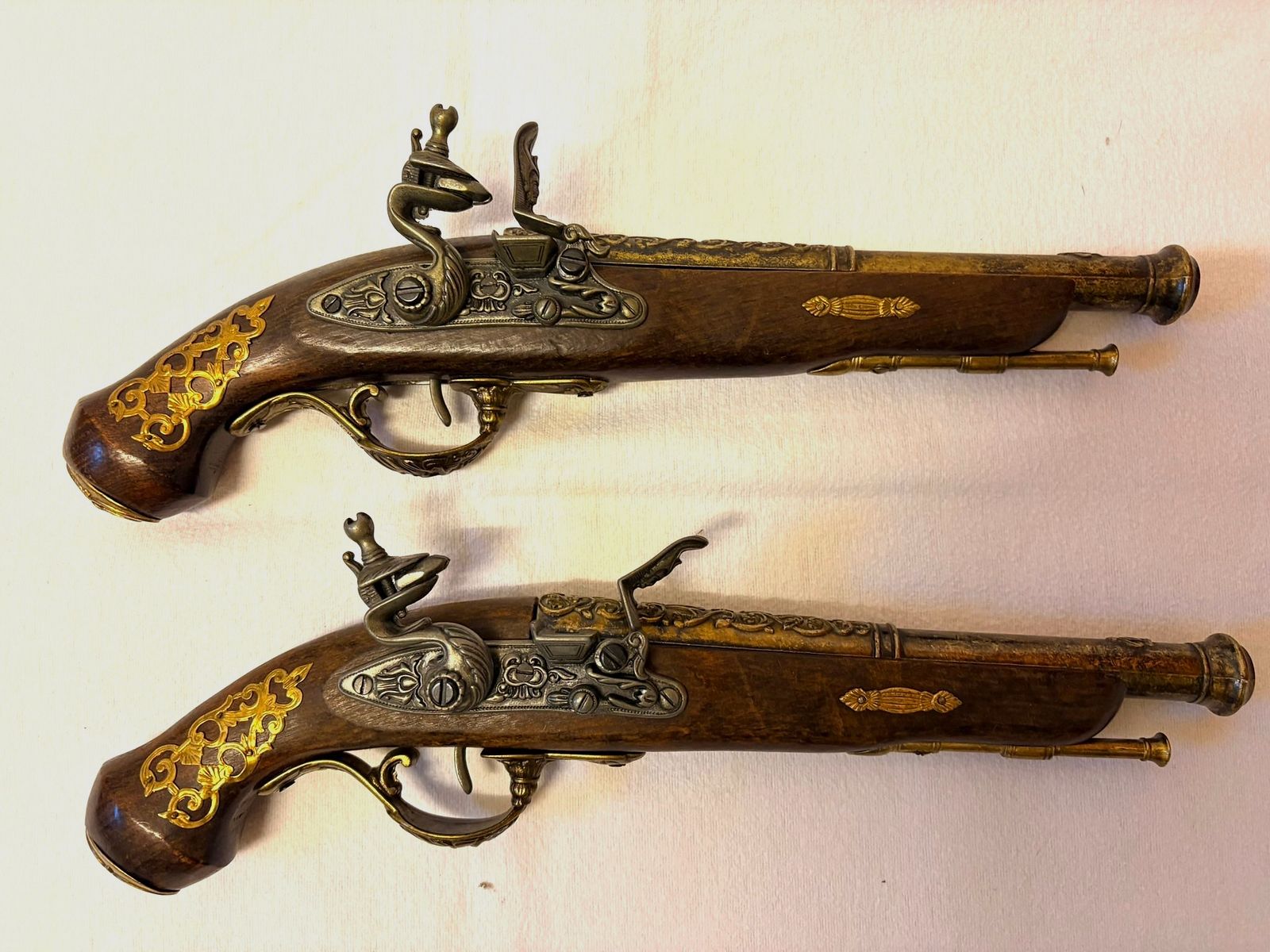 ••• Deko - Steinschloss Pistolen •••