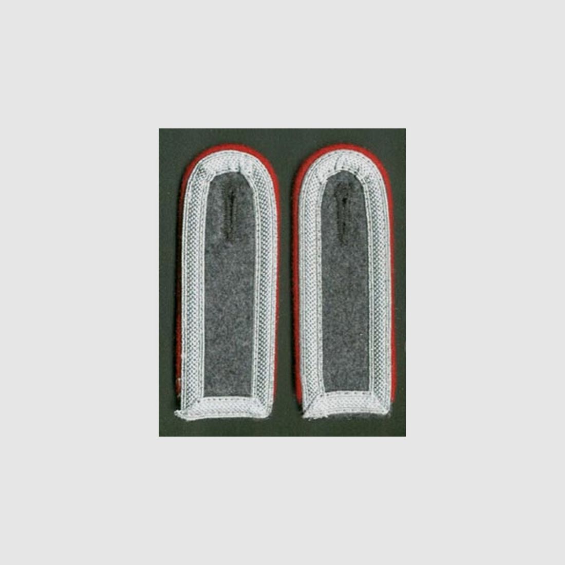 Paar Schulterklappen Feldwebel Luftwaffe Flak Repro !!!