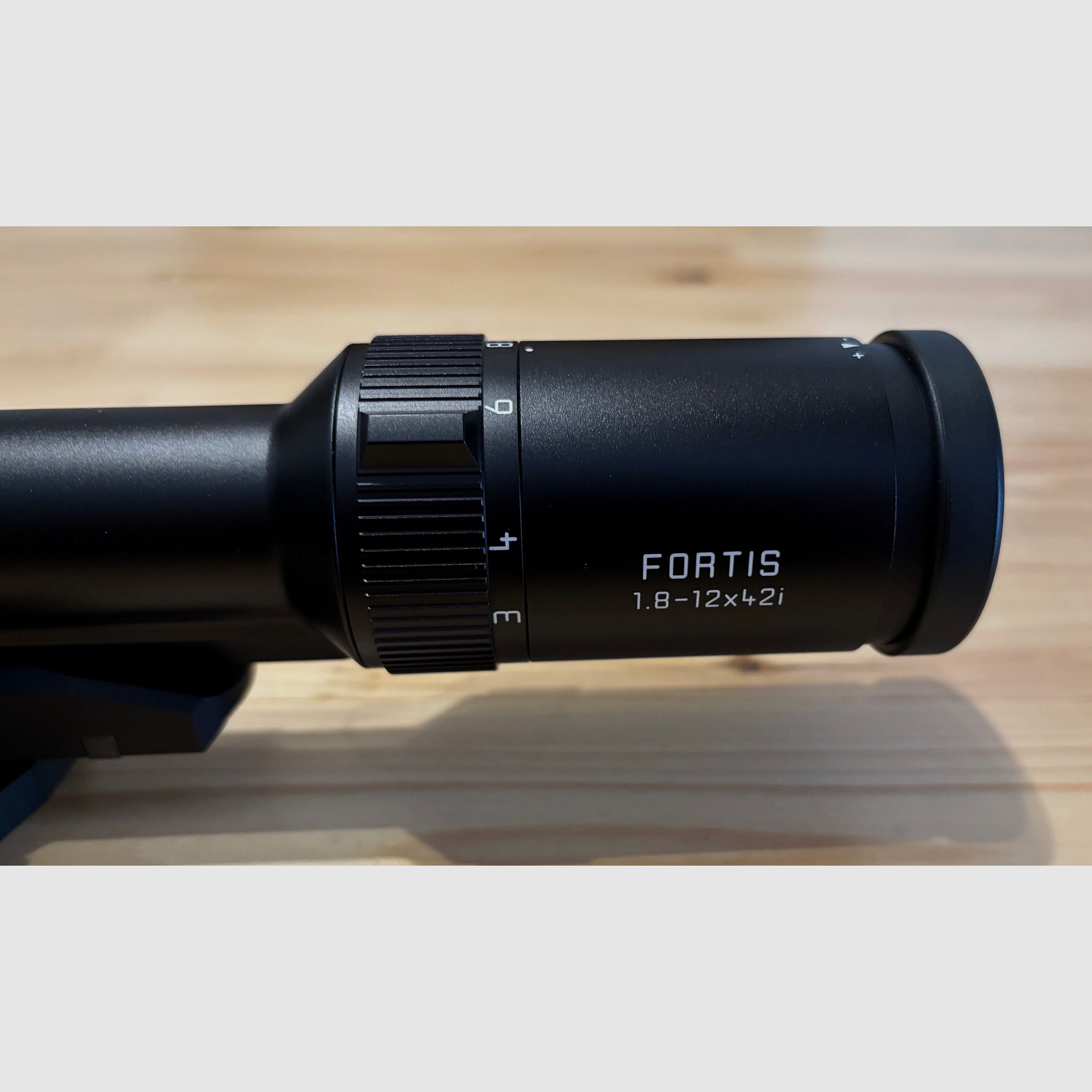 Leica Fortis 6 1,8-12x 42i inkl. Flip Cover