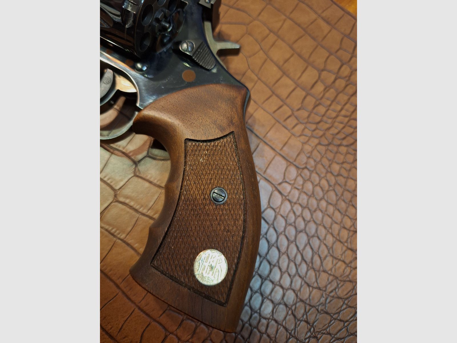 Revolver Manurhin MR 73 Kaliber .32 S&W Long 6 Zoll Lauf 
