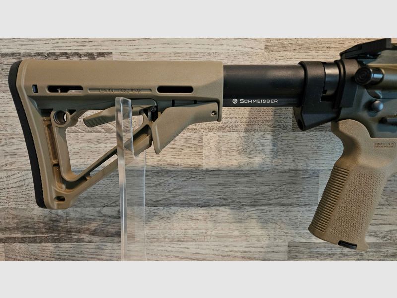 Neuware vom Fachhandel - Schmeisser AR15 M5FL 16,75" OD Green .223Rem - Set mit ZF + Schalldämpfer