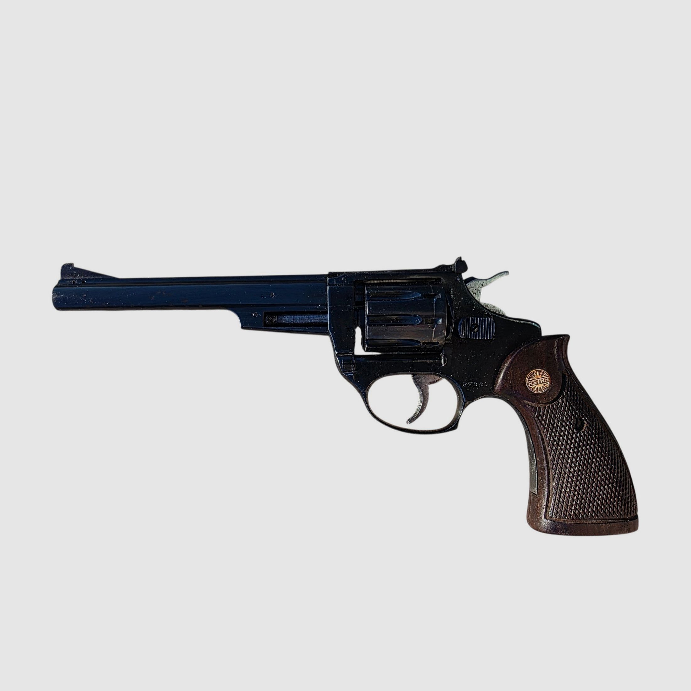 Revolver Astra CADIX 6″ cal : 22LR Occasion, image 1 sur 3