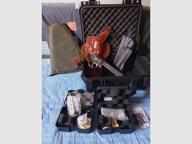 Revolver Smith & Wesson Target Champion