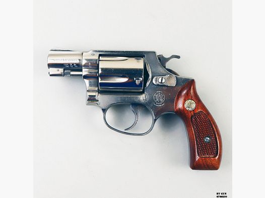 Revolver Smith & Wesson mod. 36 Kal. 38 speziell Matr. J684597