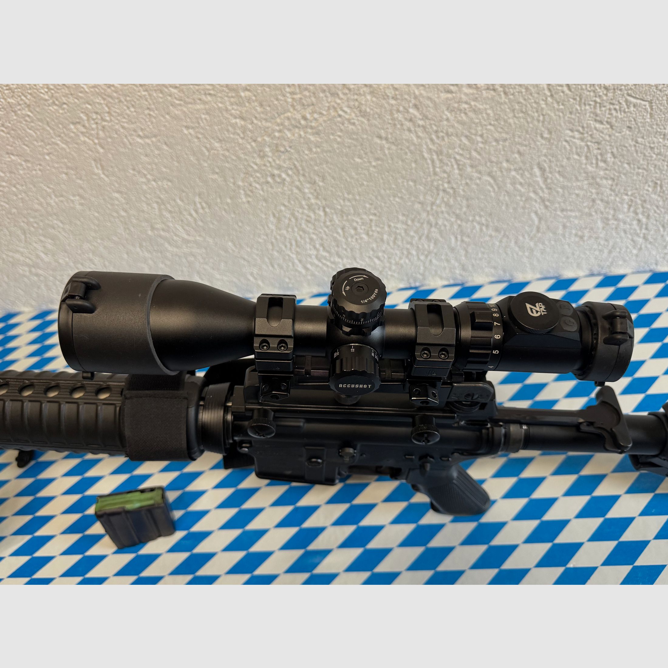 Selbstladebüchse Sabre -Defence XR15 20“ ( M16) mit ZF und Zweibein