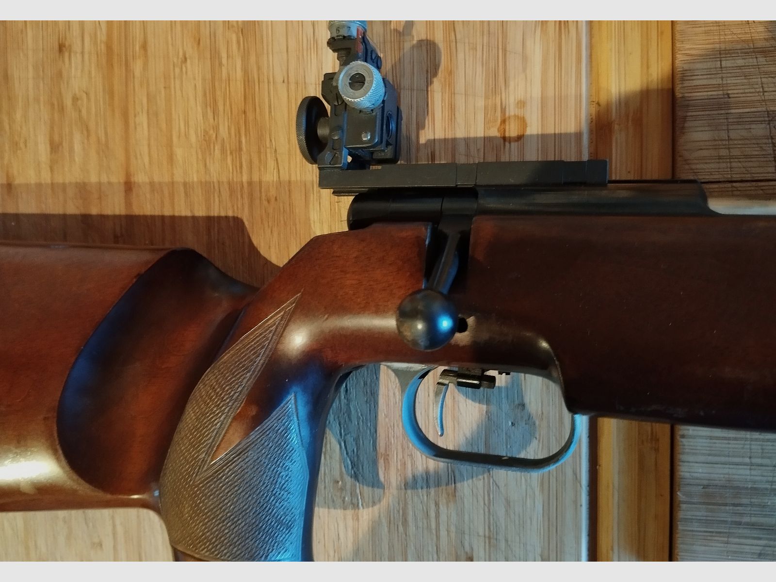 Oldtimer Anschütz KK Gewehr cal,22 Le der 70er Jahre in guter Qualität