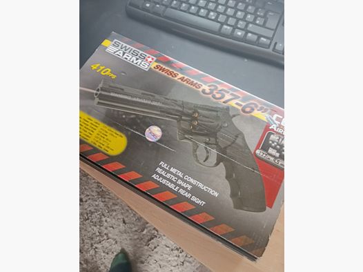 SWISS ARMS Revolver 357-6 Zoll CO2  4,5mm BB mit Messing Ladehülsen/ Patronen neuwertig TOP 