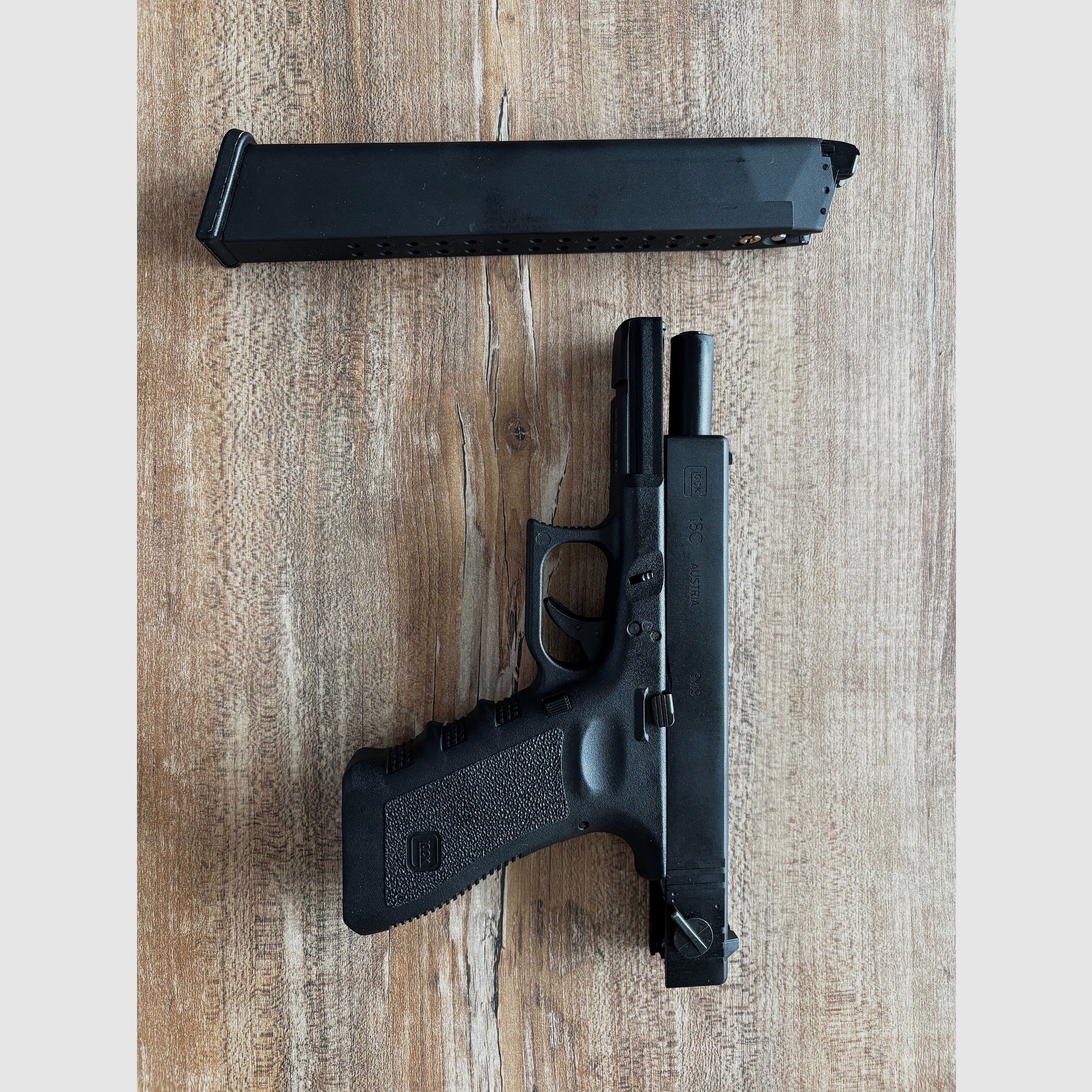 original licensed Glock 18c 6mm BB Airsoft (1 Joule) submachine gun Full-Auto Blow Back