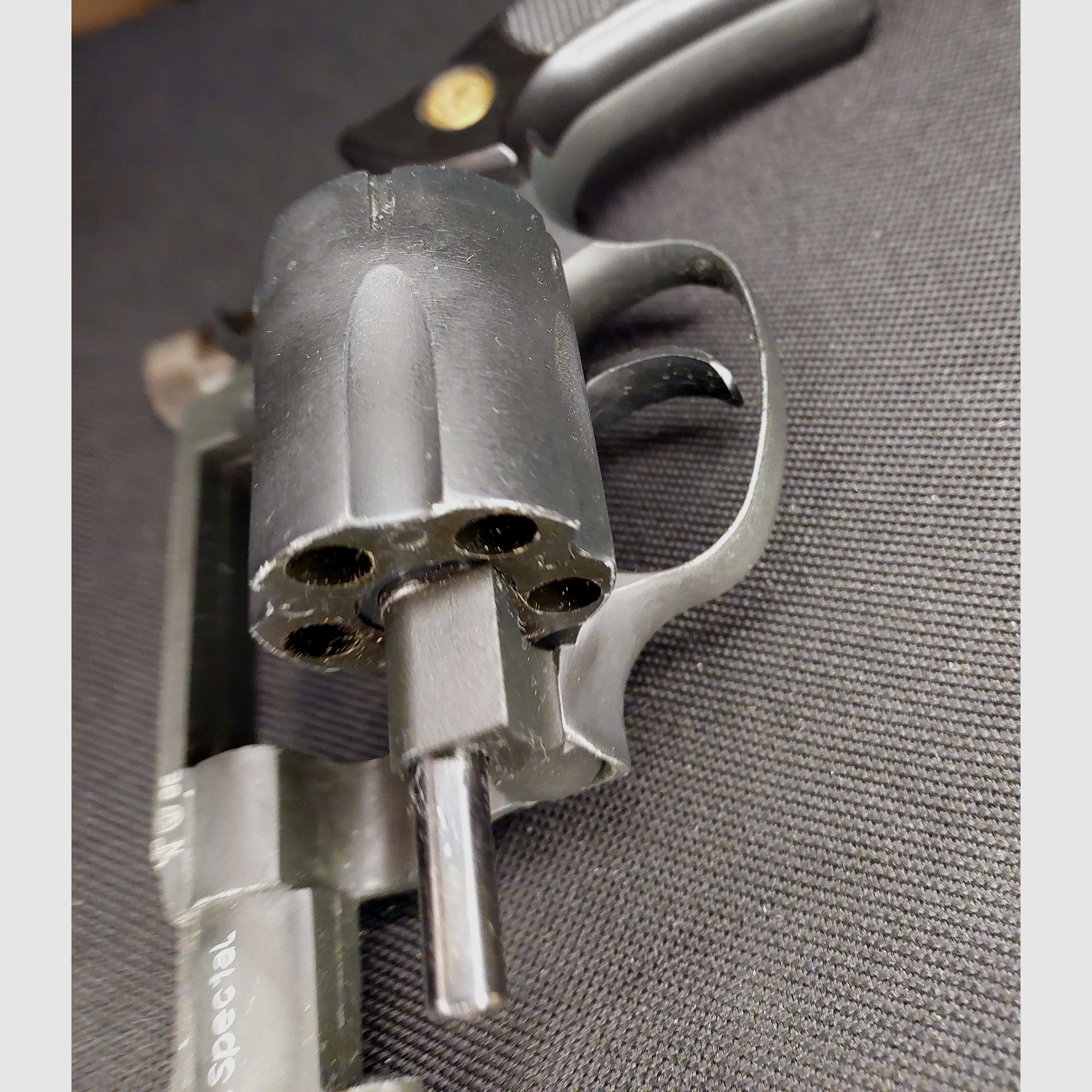 Smith & Wesson Chiefs Special Schreckschussrevolver Kal. 9mm R.K. brüniert (PTB 794)