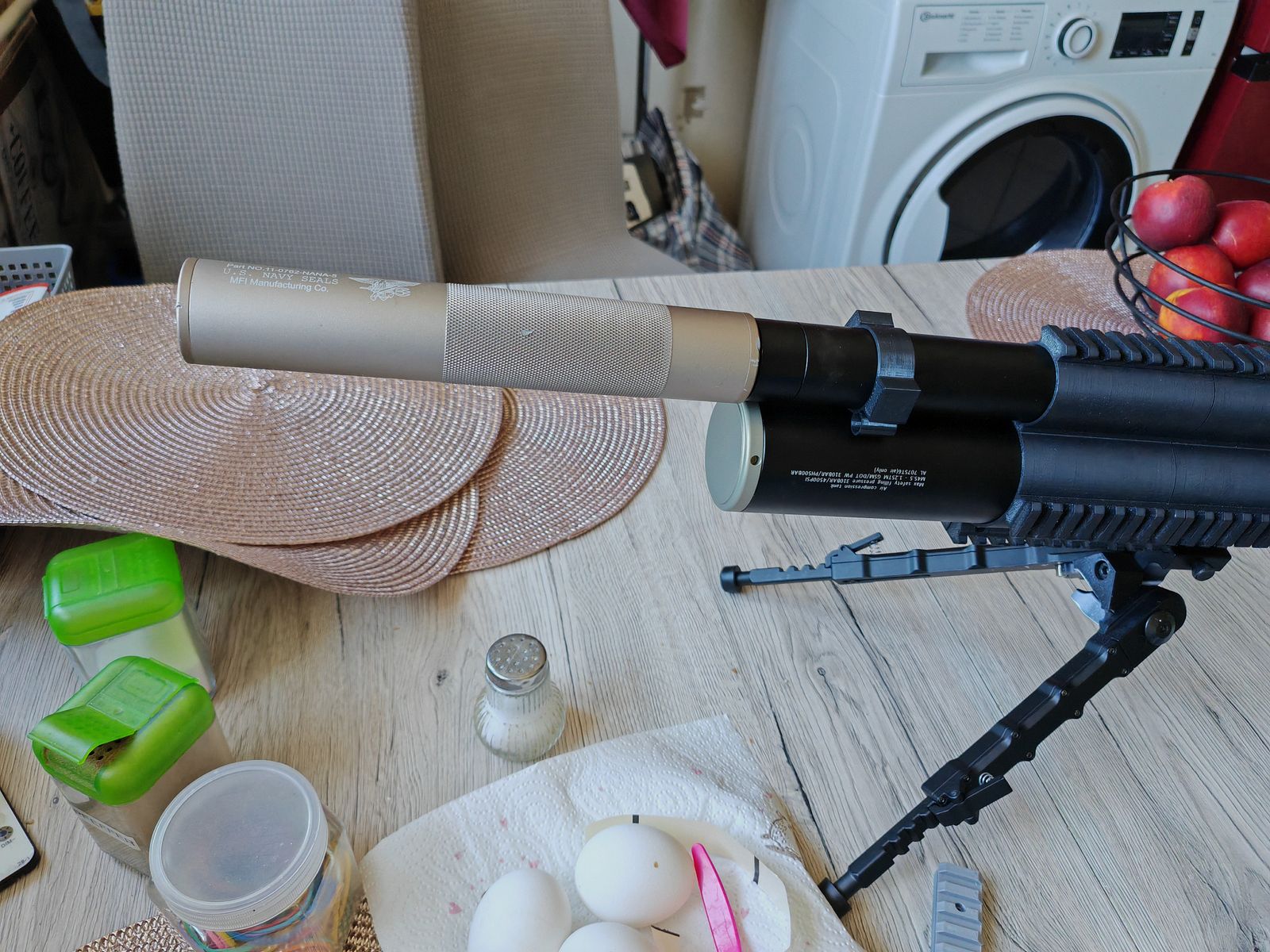 AEA HP Max MK 2 mit Zubehör, Schalldämpfer, Zielfernrohr, Zweibein Munition