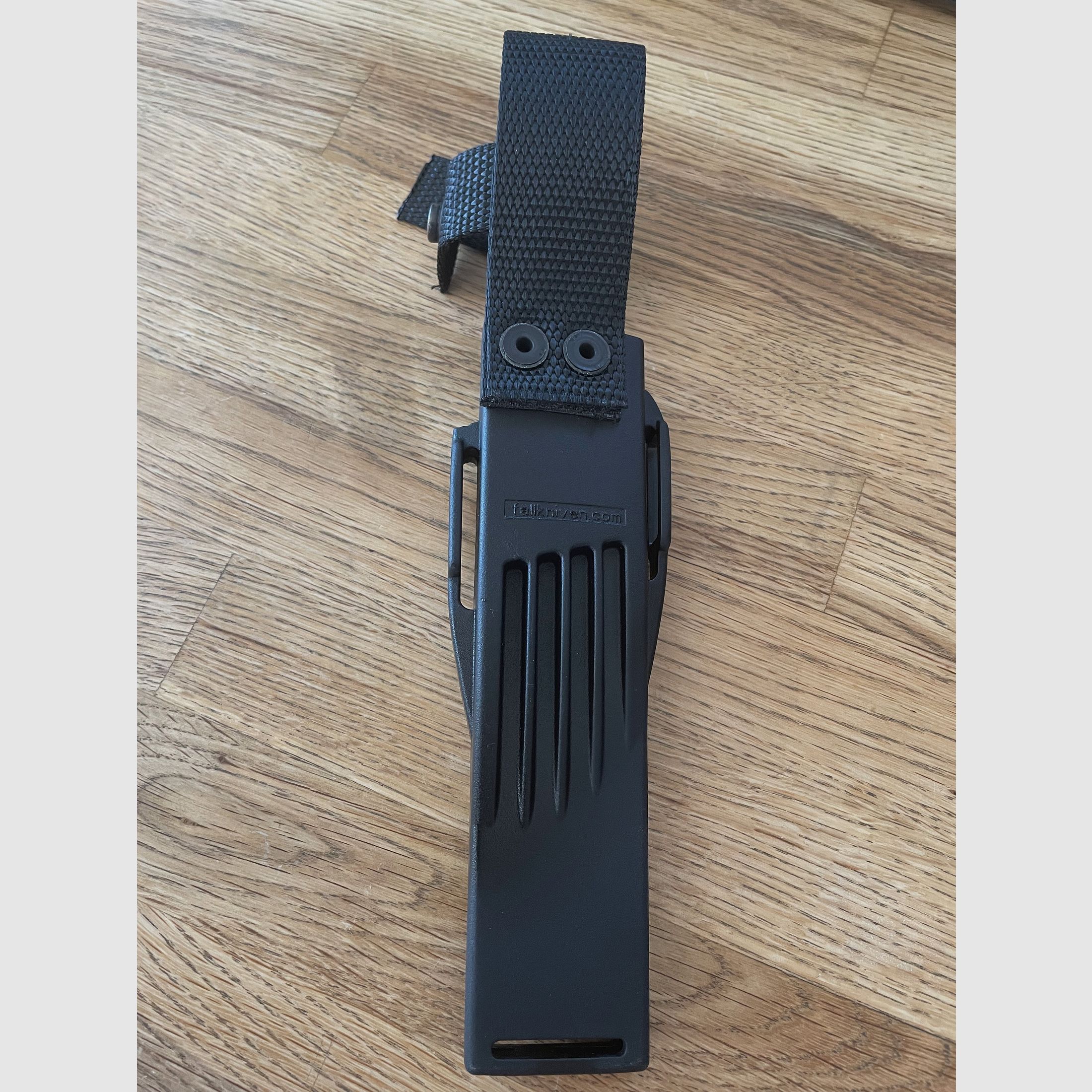 Fällkniven F 1 knife