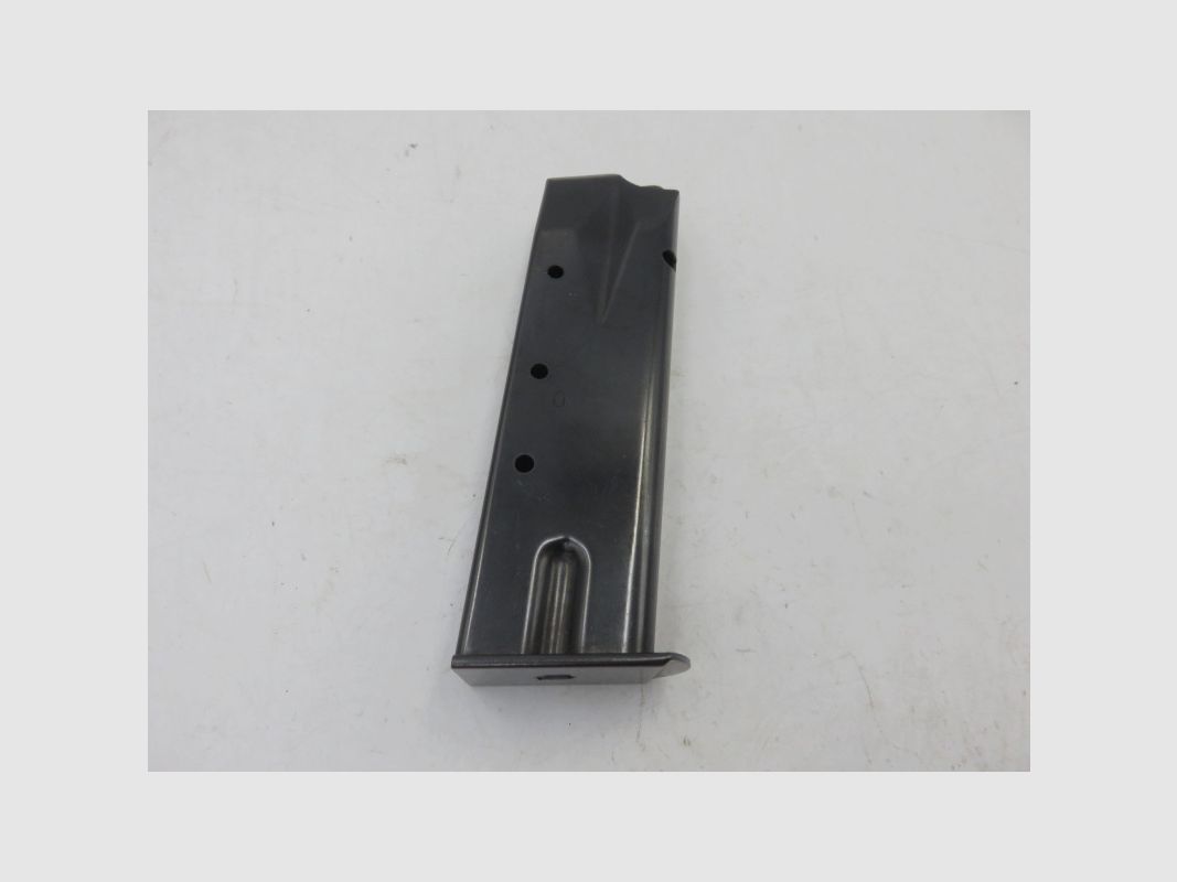 GEBRAUCHTES MAGAZIN WALTHER P88C 9X19