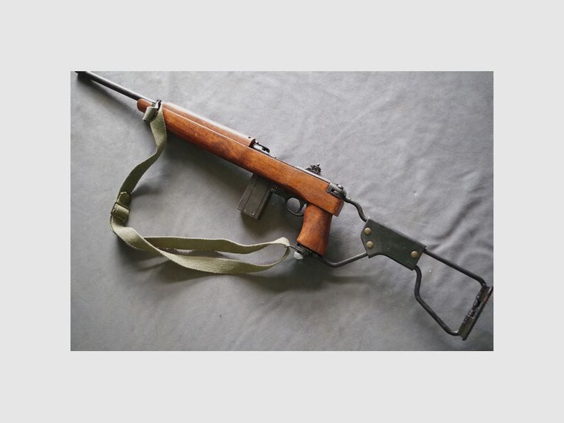 M1A1 USA Karabiner 1942 , Fallschirmjägermodell , Replika Denix Muster plus Helm