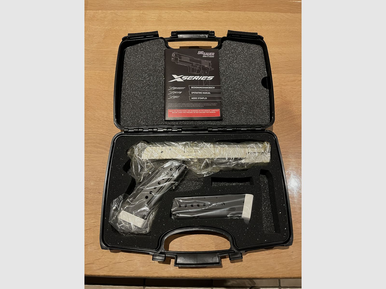 Sig Sauer X-Six sistema di cambio in 9mm 6" NUOVO e mai sparato qualità di produzione tedesca !!