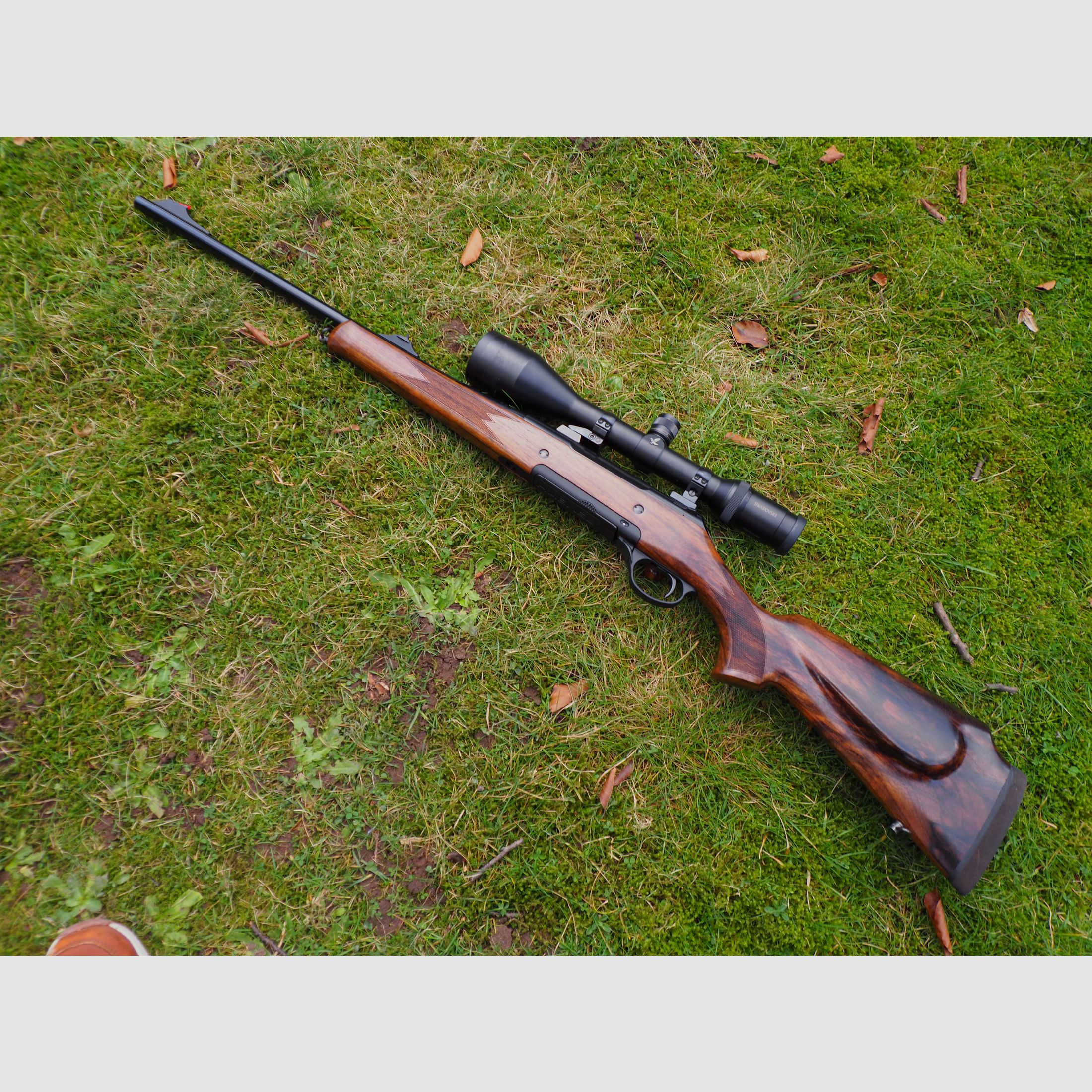 Haenel Jäger 10 Kaliber 9,3 x 62, mit Zielfernrohr 2,5-10x56 Svarowski Habicht