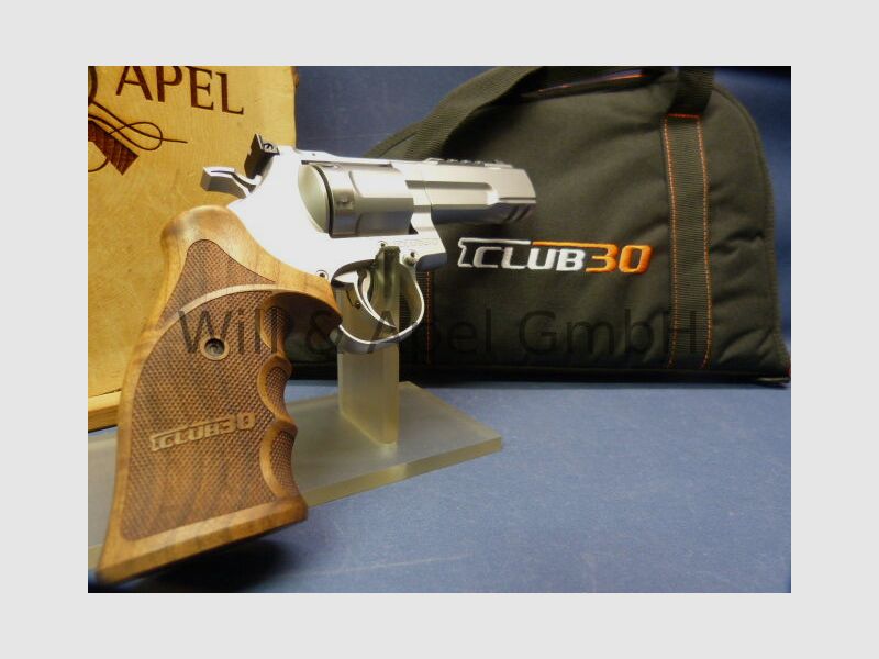 Weapons Will & Apel Club 30 RL range 4 inches