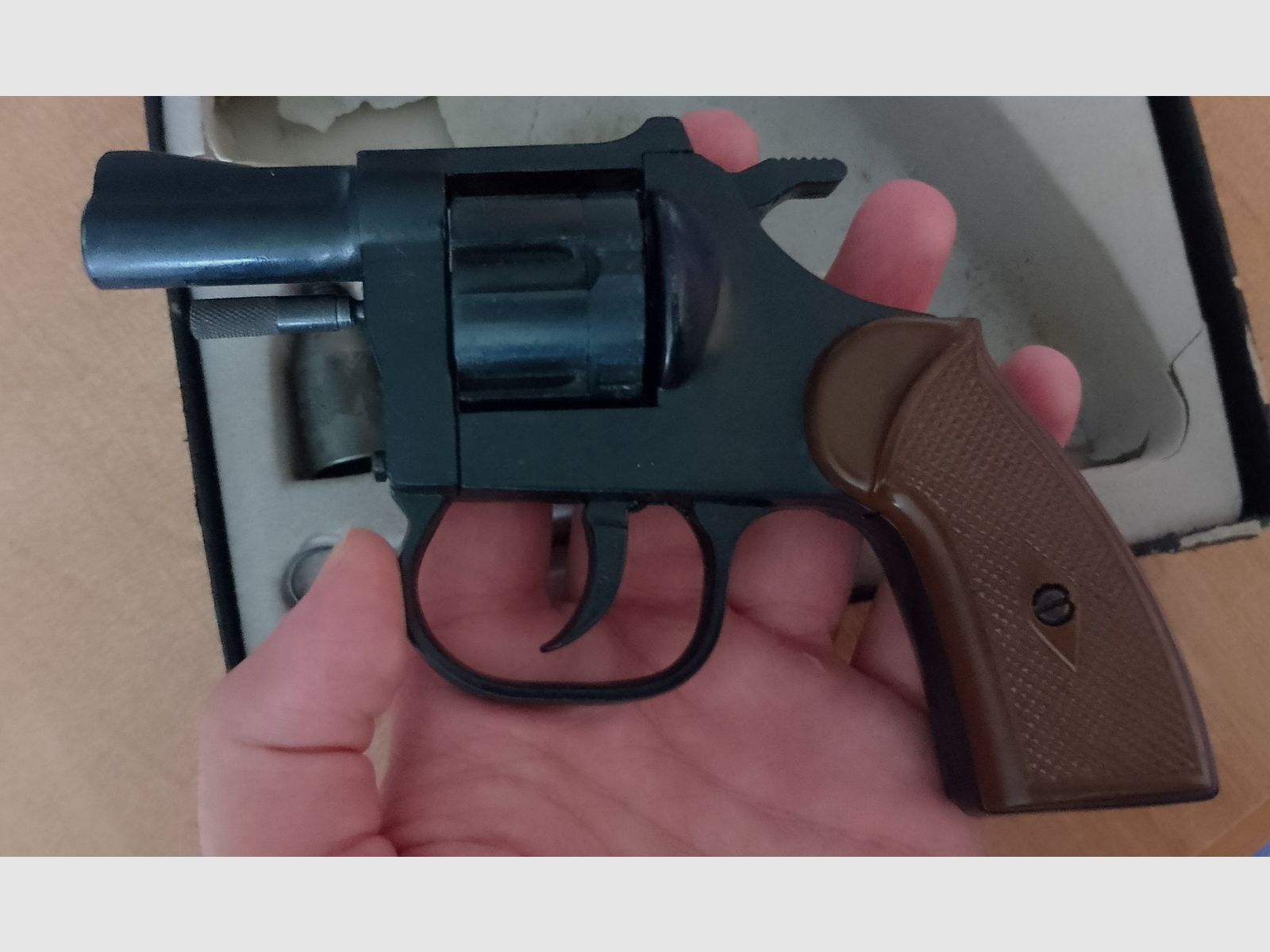 Cuno Melcher ME 86 w kal. 6 mm Knall z kielichem wystrzałowym!