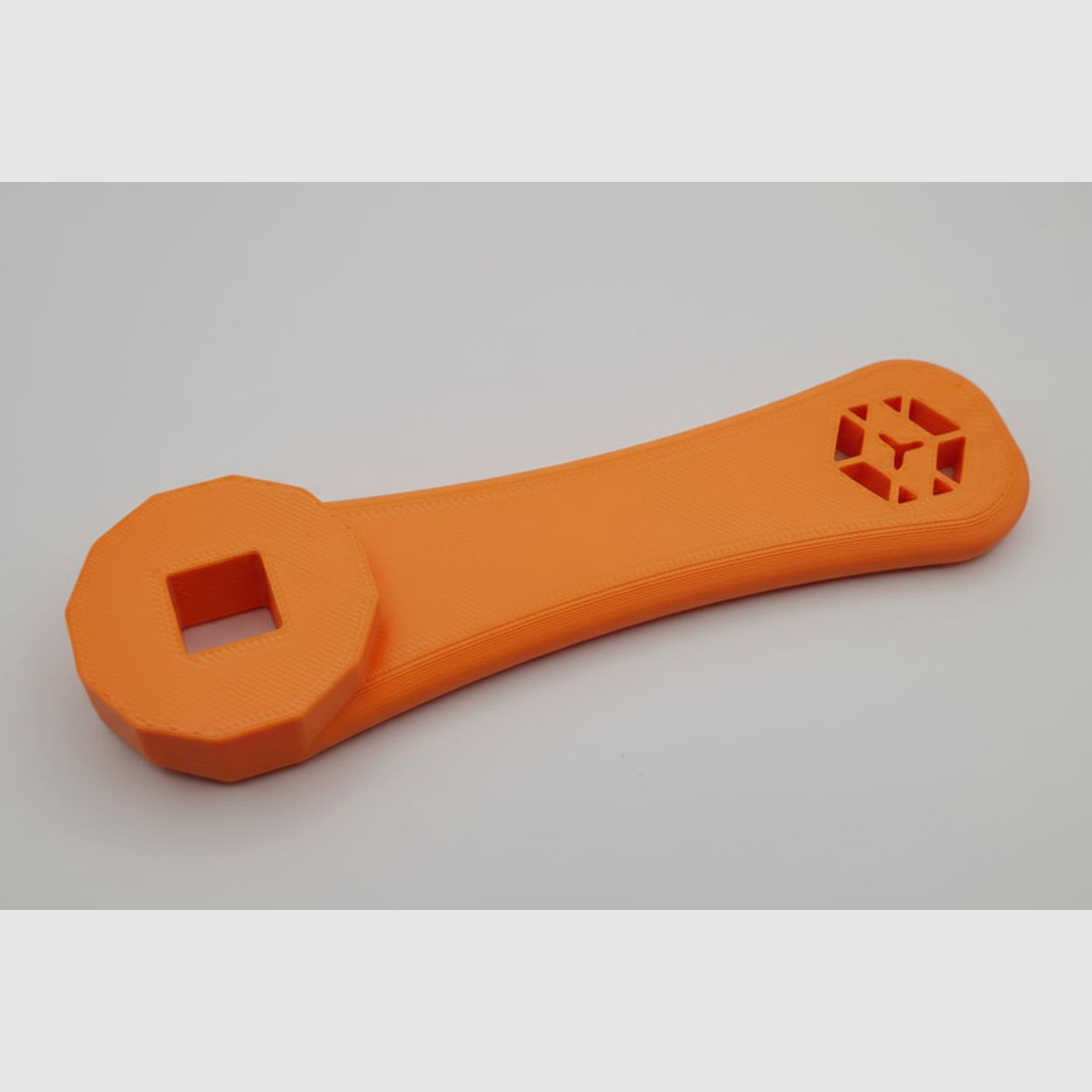 Strumento di smontaggio del silenziatore