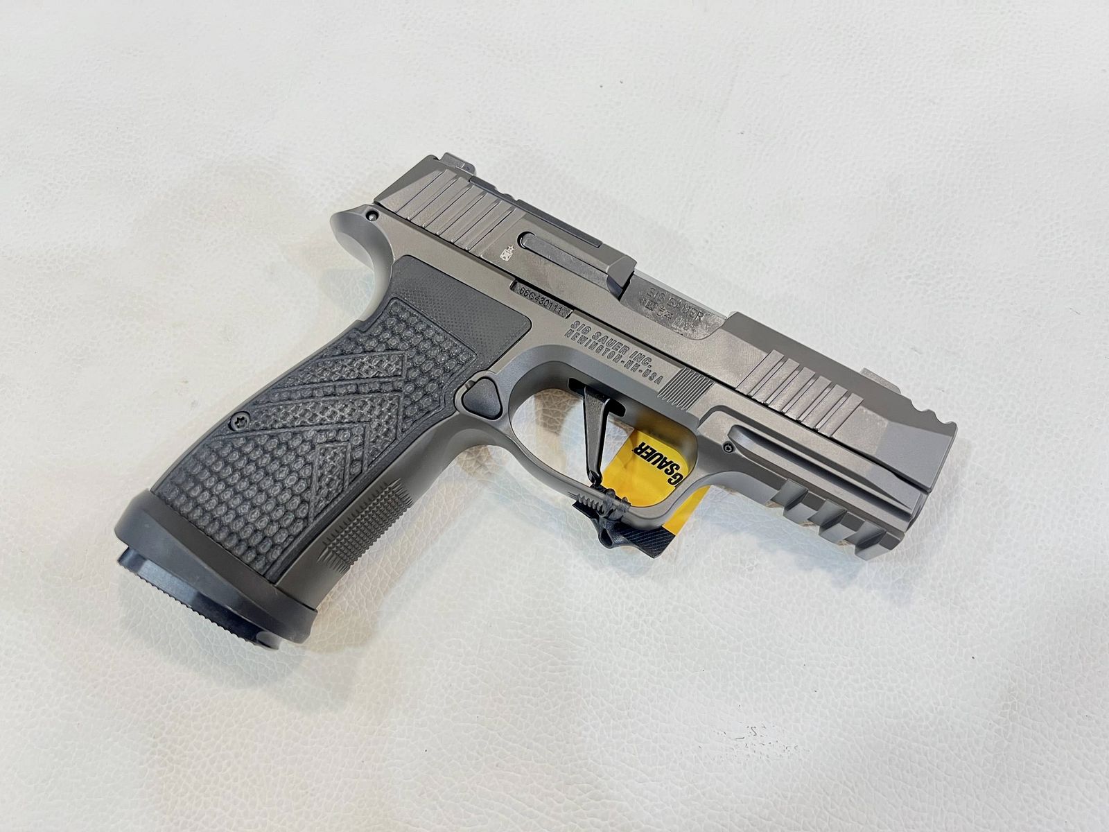 SIG SAUER P365 AXG – 9 LUGER, afbeelding 7 van 9