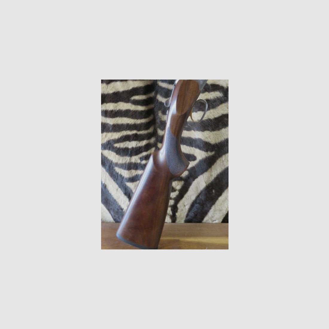 Flinte BERETTA 687 Silver Pigeon III Kal. 12/76 Läufe 76 cm 5 Chokes, Einzelabzug, Auswerfer – Waffenkoffer., Bild 9 von 11