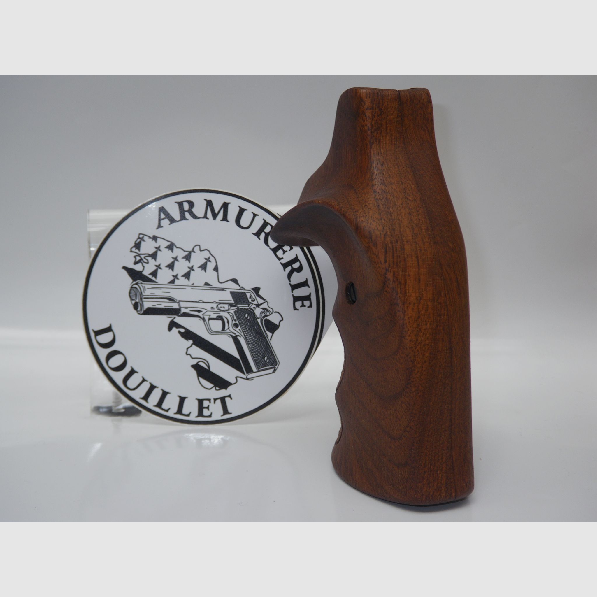 Griffschalen Holz Target strukturiert für Revolver S&W Rahmen K/L Rundschaft, Bild 2 von 2