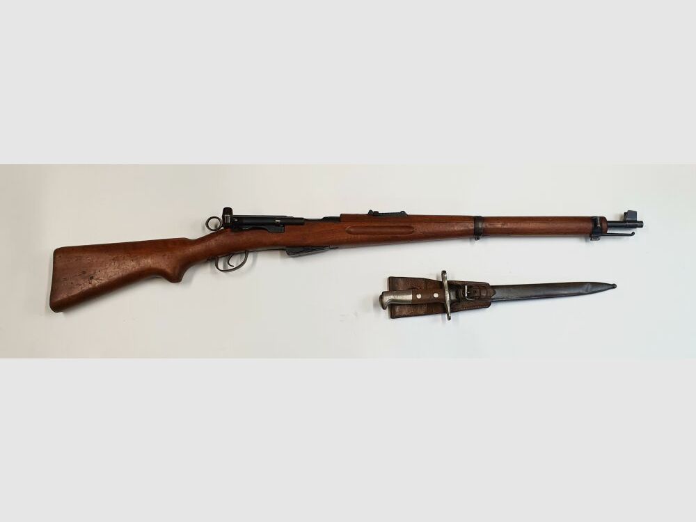 Fusil à verrou Waffenfabrik Bern Waffenfabrik Bern Suisse K11 calibre 7,5x55swiss complet numéros correspondants + baïonnette, image 1 sur 10
