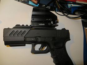 GLOCK 17 with RedDot Diabolo and BB