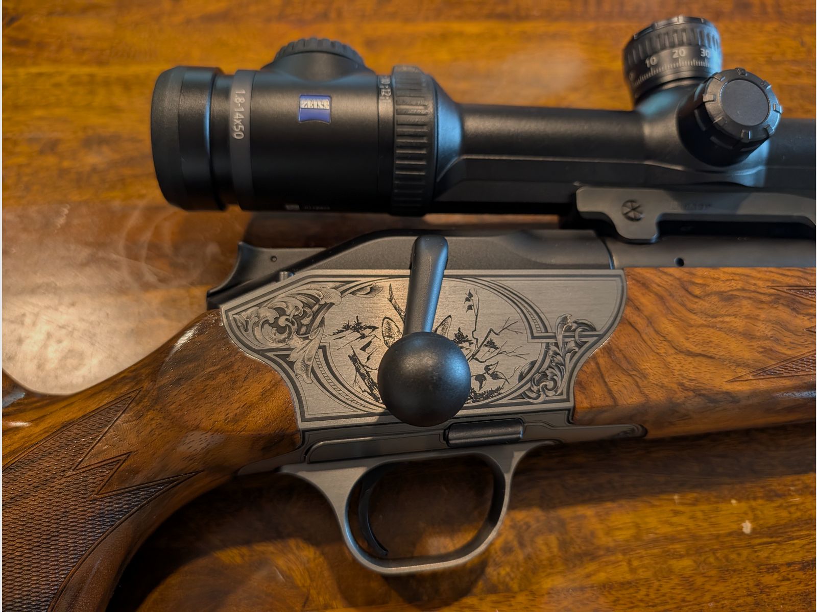 Blaser R8 8x57IS z 52cm lufcie