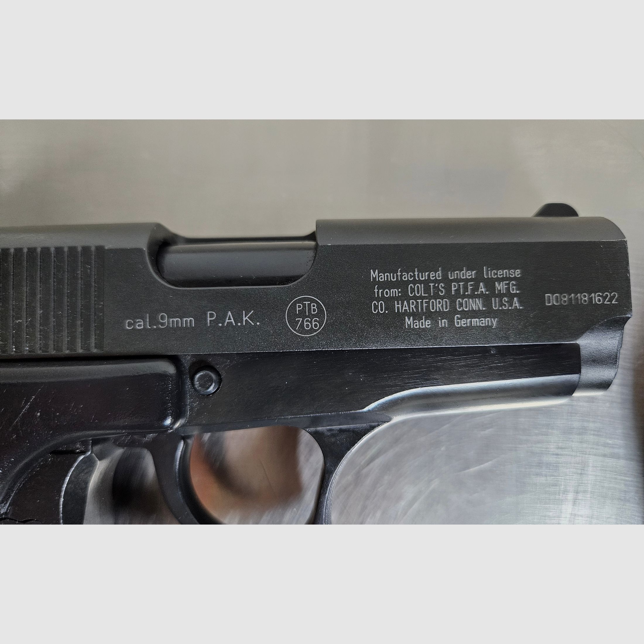 Colt Double Eagle Mod. Combat Commander 9mm P.A.K. PTB 766 Gas Signal PAK Knall