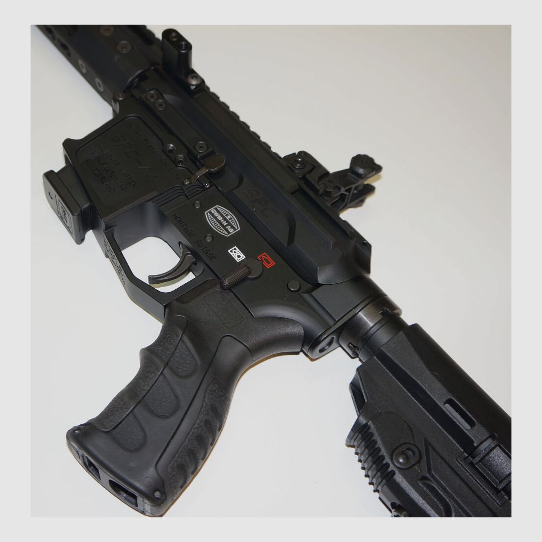 Schwaben Arms GmbH/GWMH Selbstladebüchse GWMH SPC-HUNTER A4 17" (SWISS PISTOL CARBINE) BLACK Kal.9x19 AR15 Glock Magazin