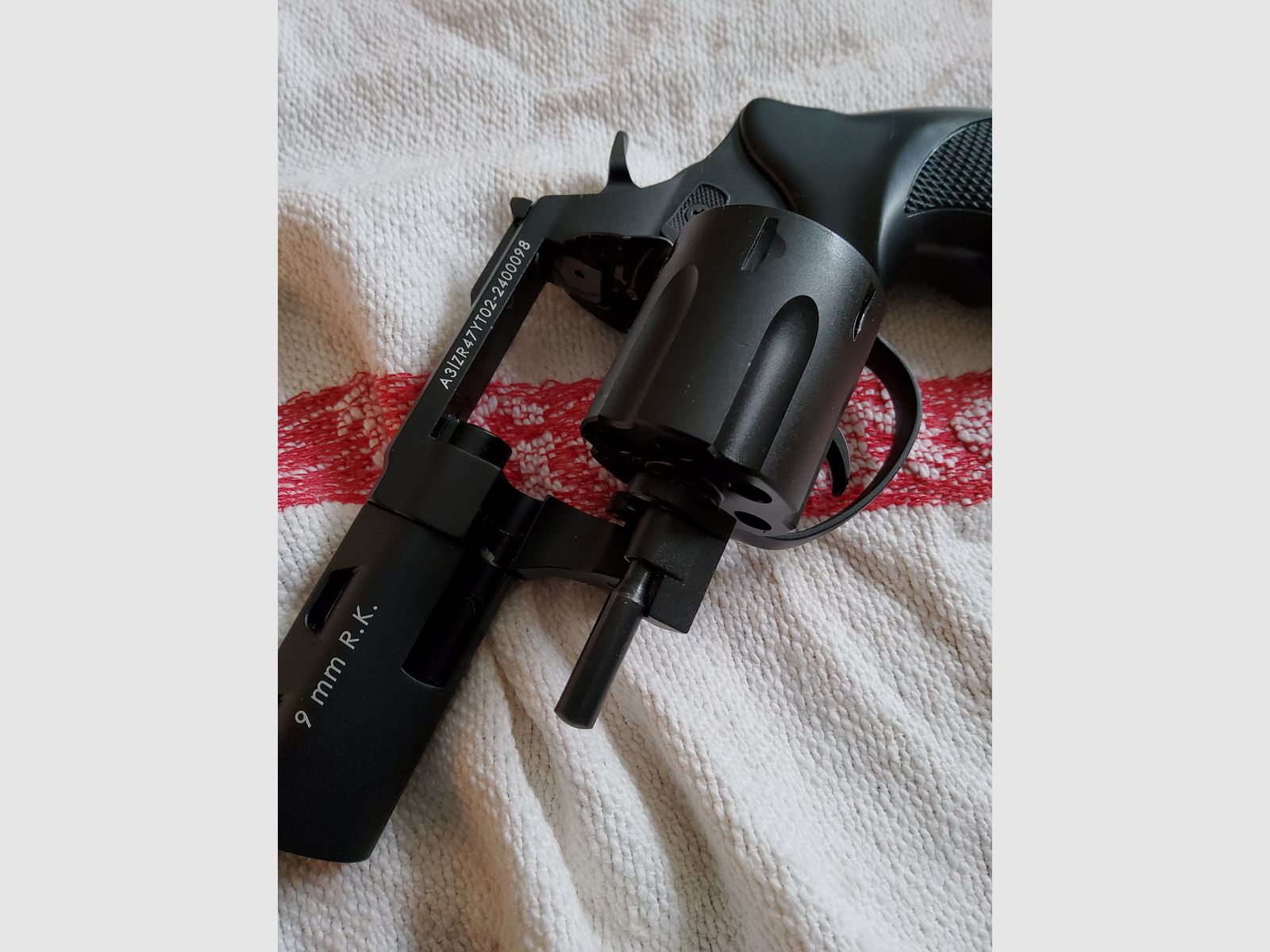 Zoraki R2 3'' Schreckschussrevolver 9 mm R.K. absolut neuwertig incl. Munition 