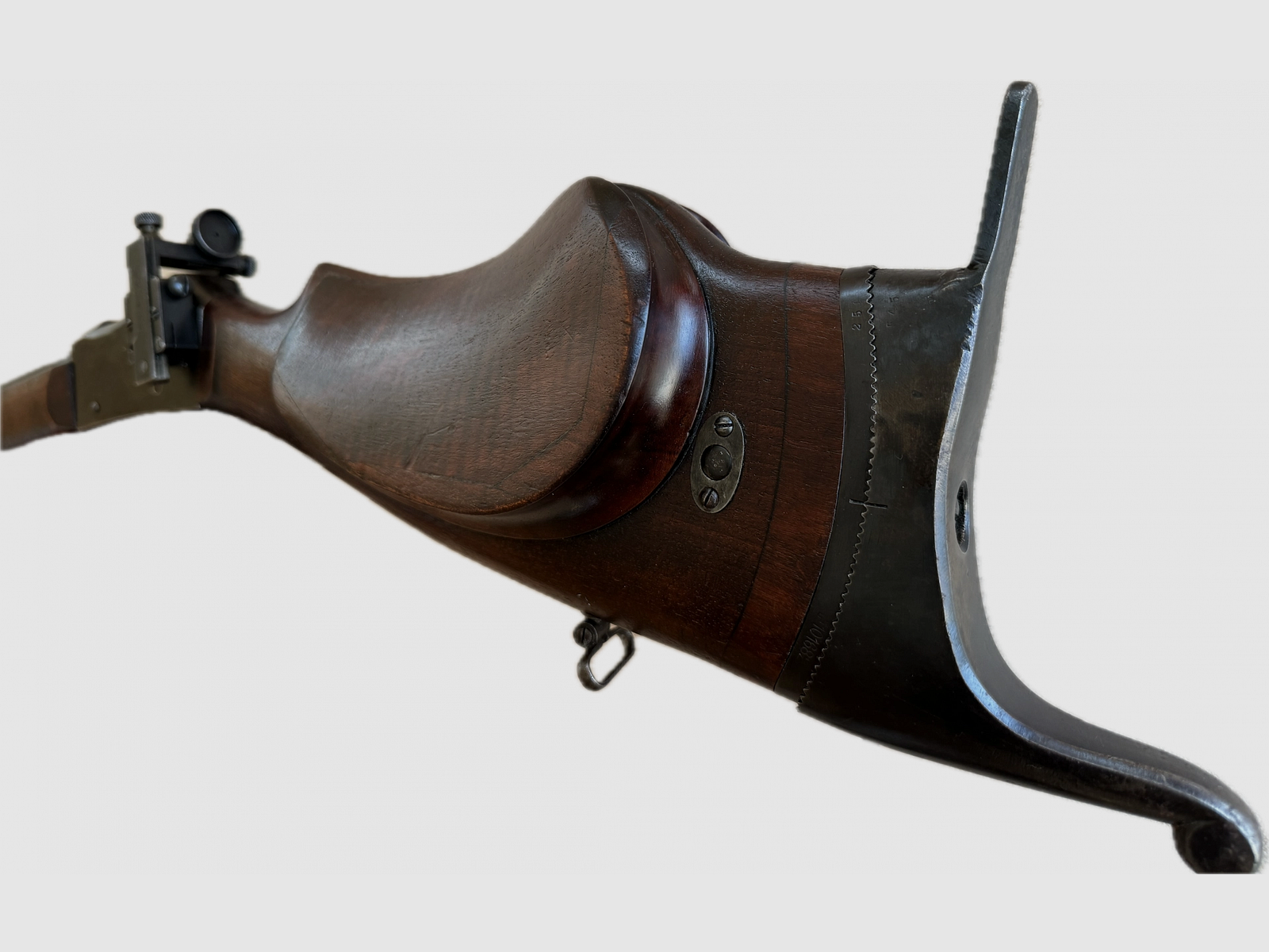 Zwitserse schijfgeweer JoH. Gysi Interlaken in het kaliber .22 LR met valbloksluiting, afbeelding 2 van 6