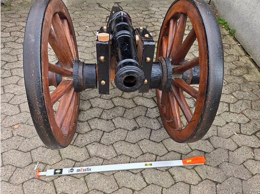 Canon pour faire du bruit