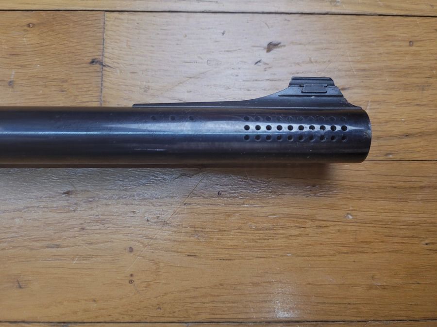 Magnifique carabine de Grande Chasse Weatherby – Calibre 460 Weatherby – Fabrication Premium de Sauer & Sohn en Allemagne – Bois de noyer 1er choix – Bronzage somptueux – Canon neuf – État mécanique impeccable – Arme d&rsquo;exception pour les plus grand défis – TBE++, image 13 sur 38