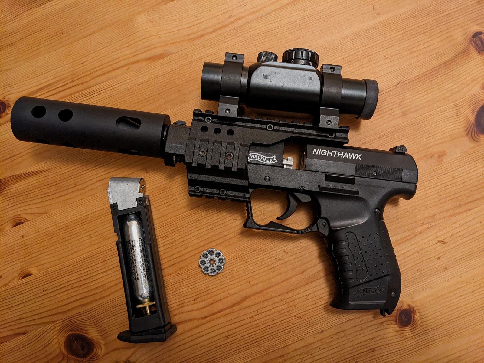 Walther CO2 Pistool NightHawk