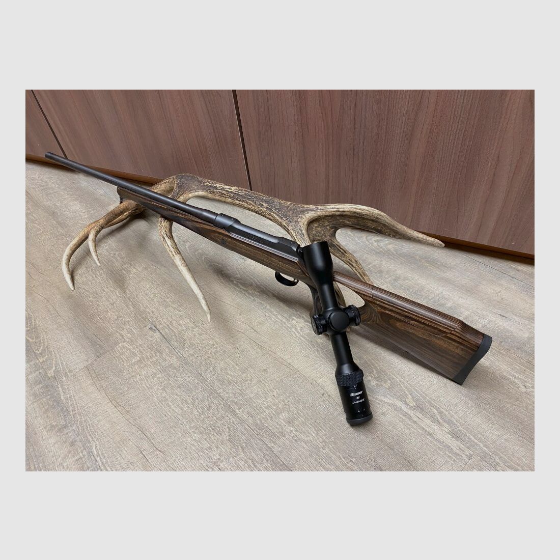 Sauer 101 GTI, mit Blaser B2 1,7-10x42 iC S, mit Schiene