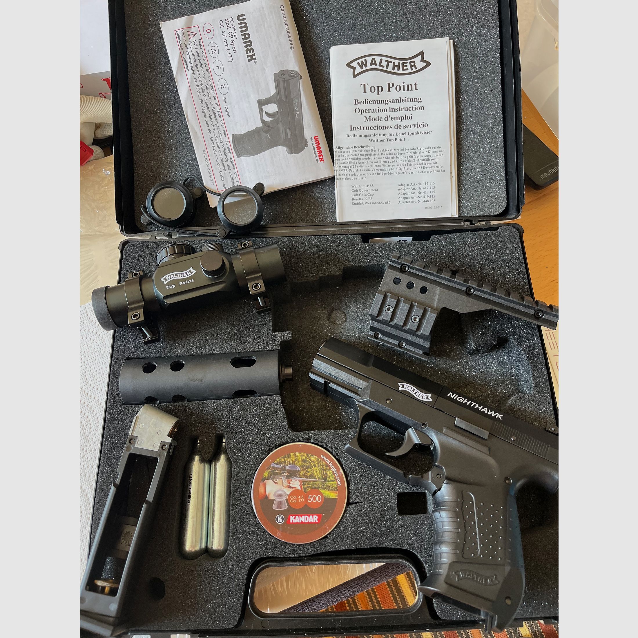 Walther Nighthawk Set, CO2, pistola ad aria, incl. ottica (reddot), compensatore & valigetta,