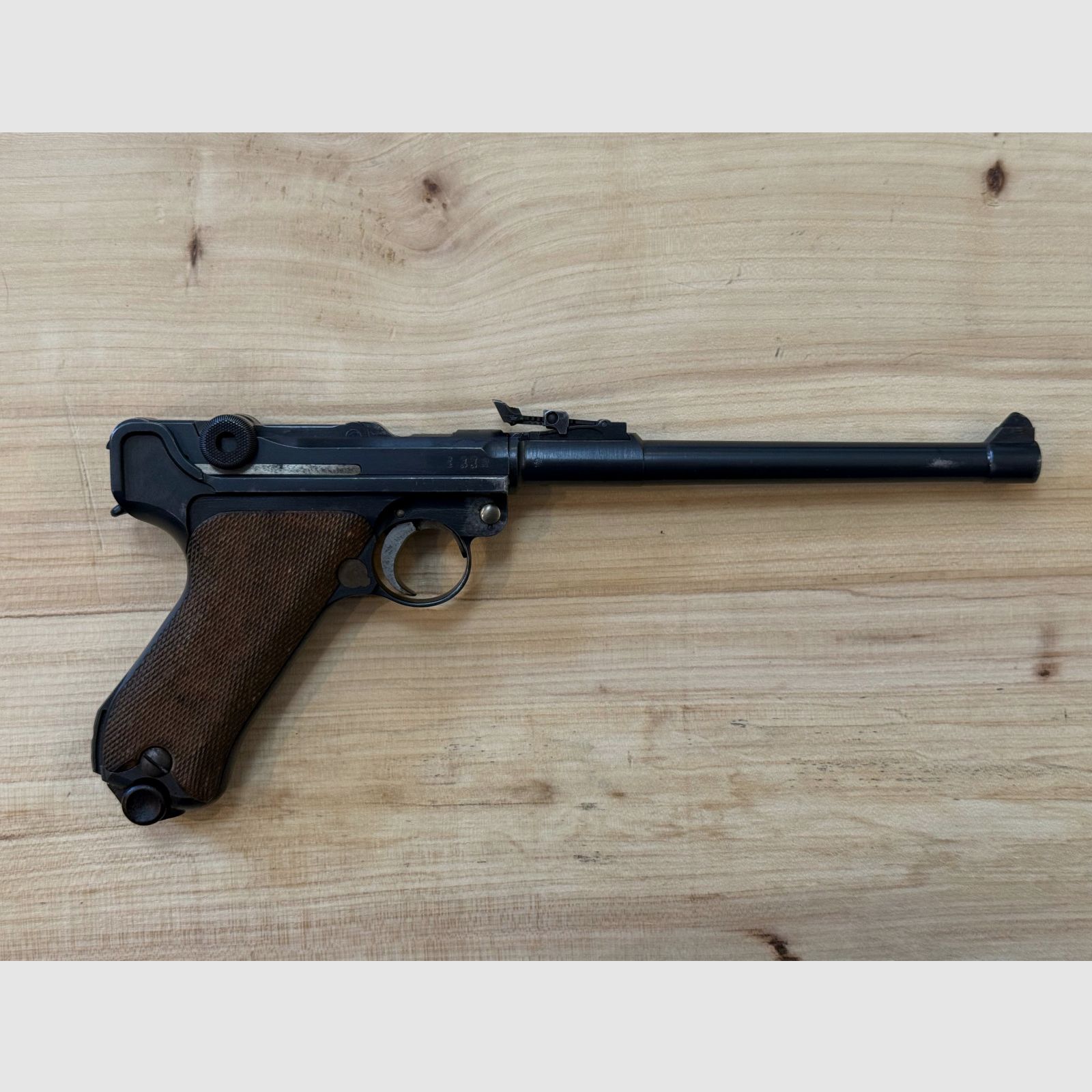 P08 con números coincidentes de 1917 cal. 9mm Luger - muy bien conservado