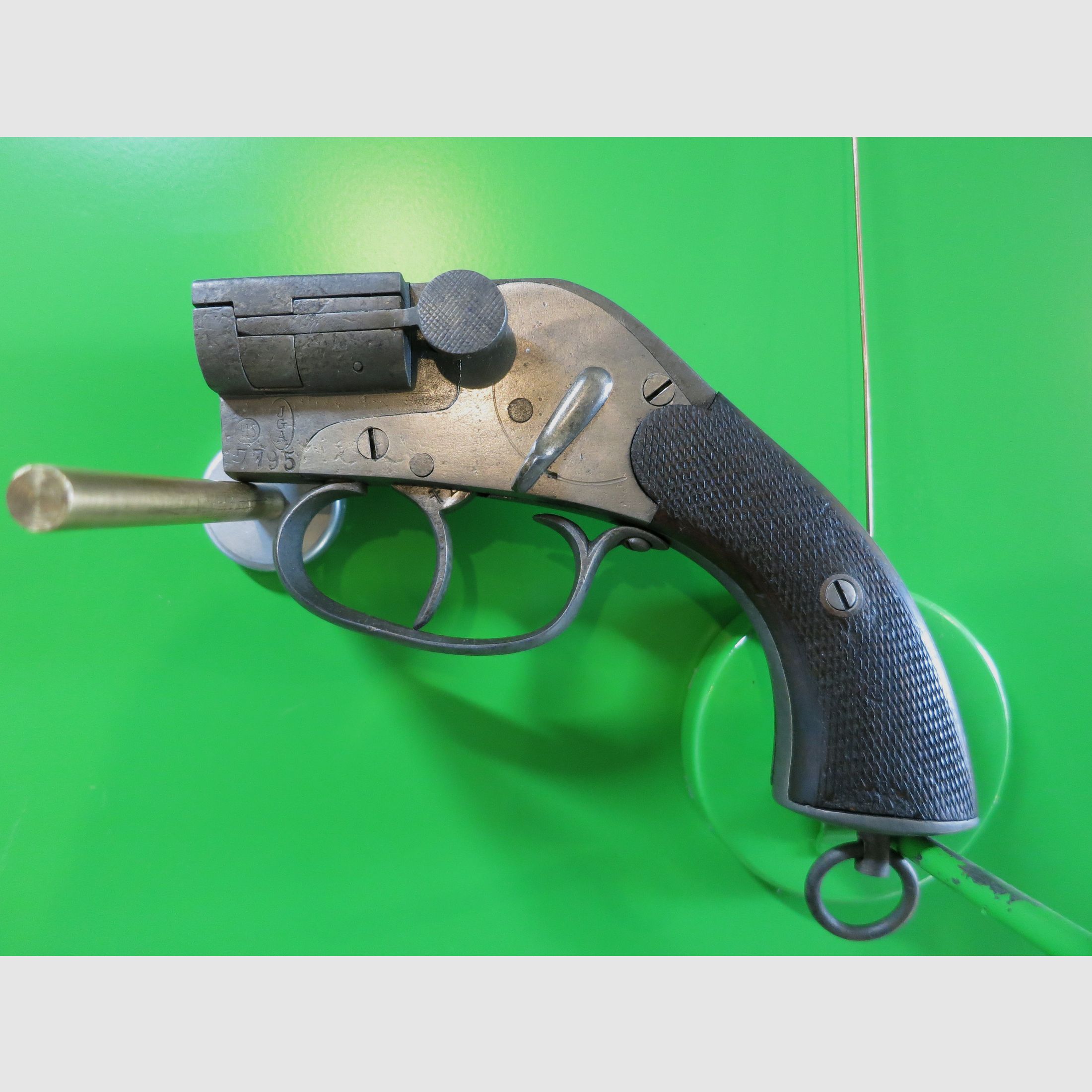 Signalpistole; Lauflose Fliegerleuchtpistole JGA (Anschütz) System Eisfeld, Kal. 11 mm Spezialpatrone  #81-