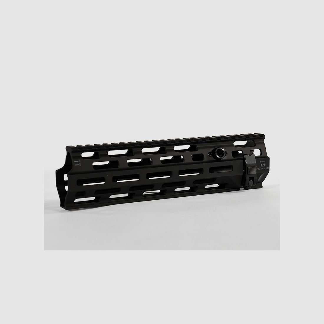 Heckler & Koch M-LOK osłona rękojeści z szybkim zwolnieniem dla MR223 FDE, dla 11"/14,5"/16,5" lufy (krótka osłona rękojeści)