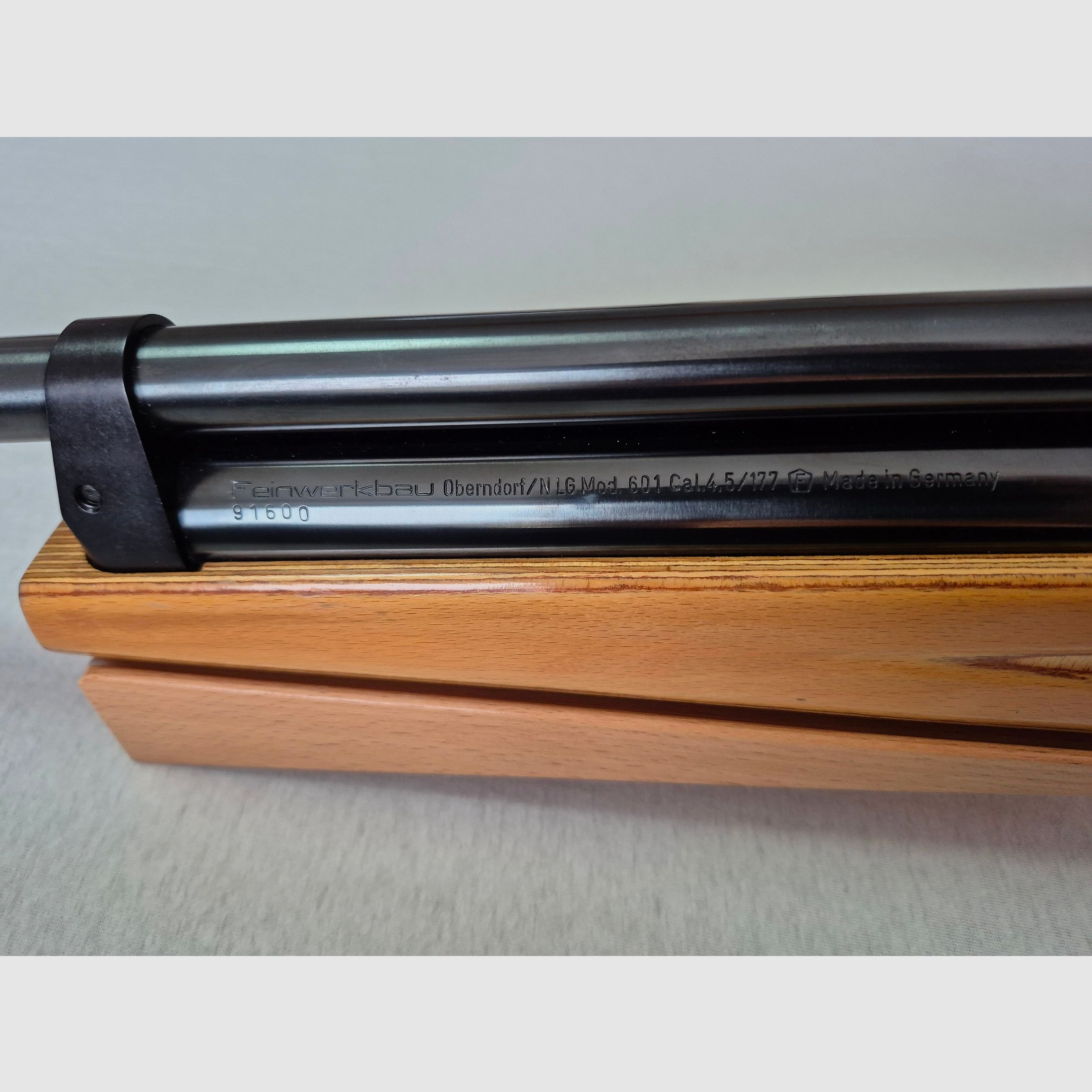 Feinwerkbau 601 omgebouwd voor liggende discipline