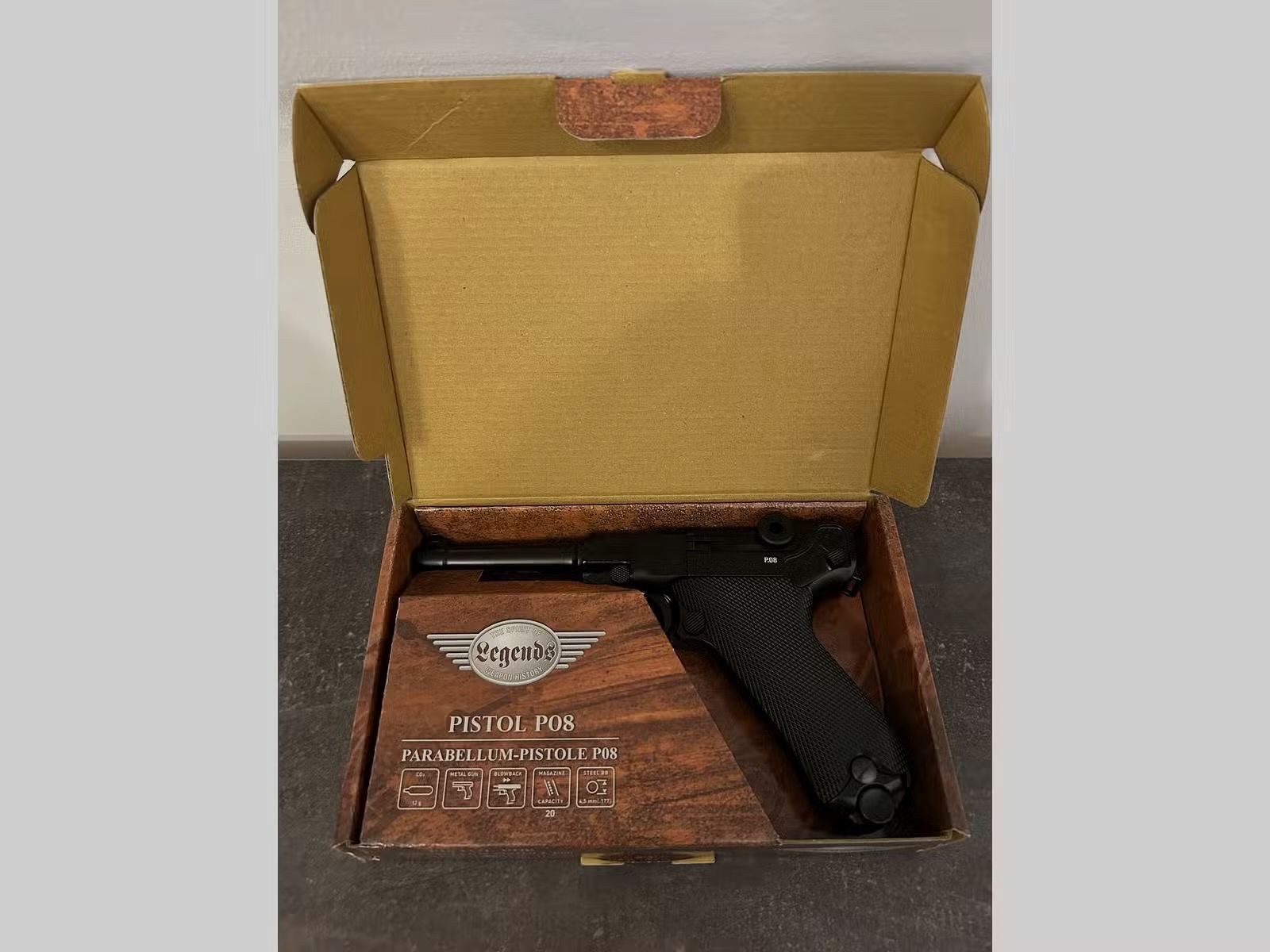 Luger P08 CO2 Blowback