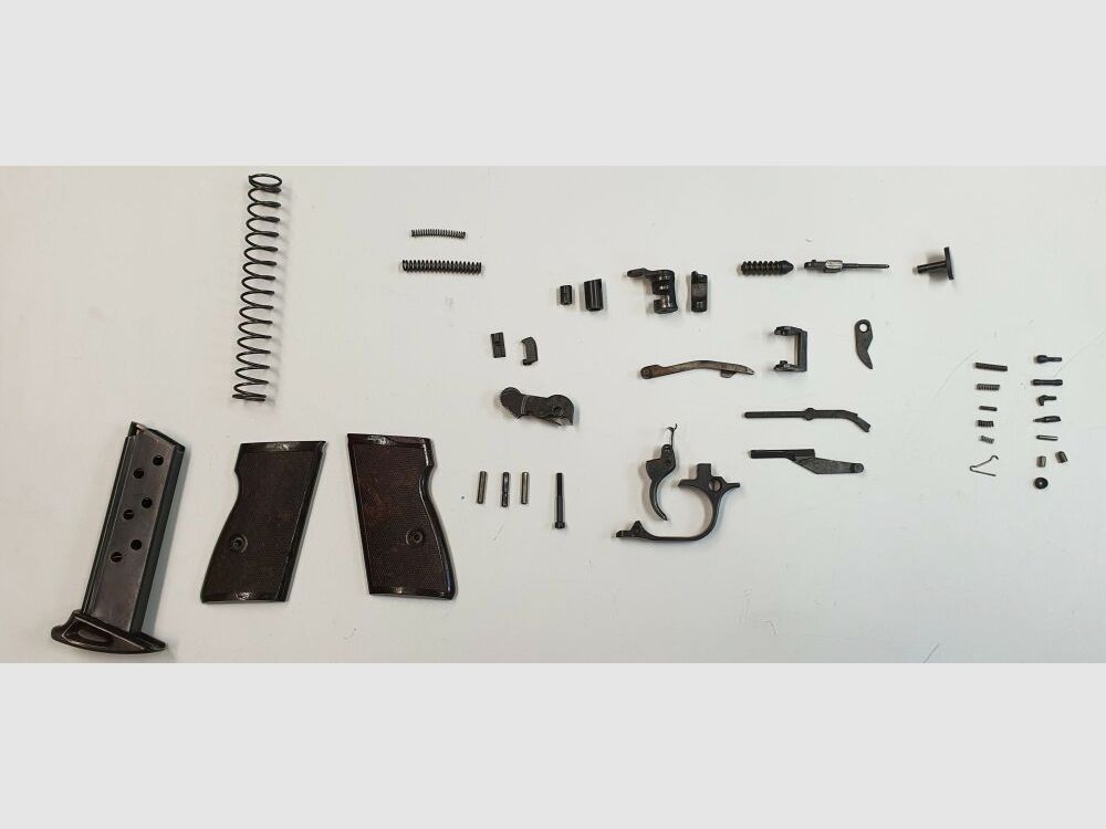 FEG Ensemble de Pièces Libres Pistolet Wallam 48 - cal. 9mm court