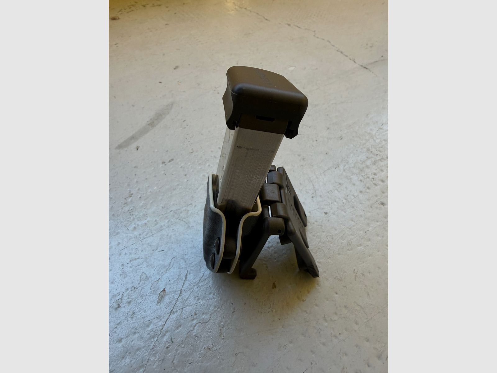 Black Trident Pistolen Single Mag Carrier voor CZ Shadow 2